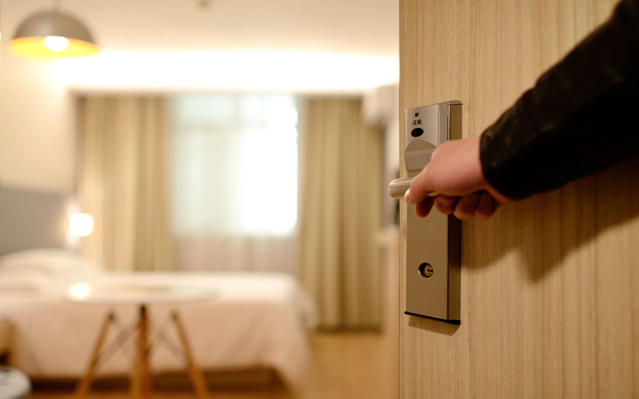 Как снять квартиру посуточно в Санкт-Петербурге
быстро и без лишних хлопот