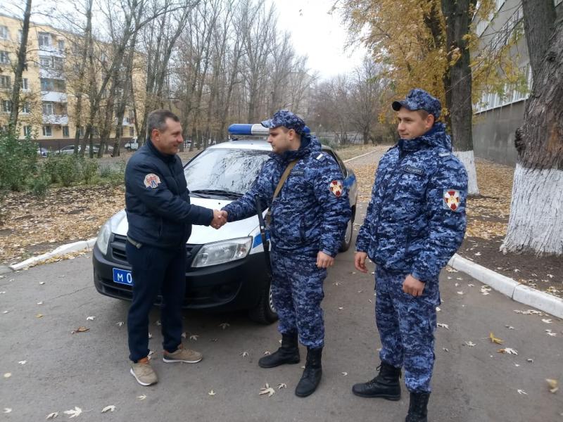 Охранник ростов на дону. Вневедомственная охрана Ростов-на-Дону. Вневедомственная охрана Ростов. Вневедомственная охрана Росгвардии Ростов на Дону. Росгвардия ово вневедомственная охрана Махачкала.