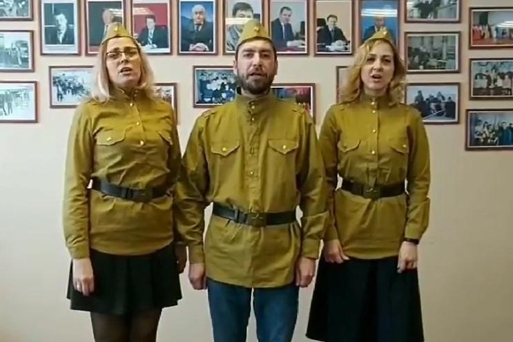 К патриотическому интерактивному флешмобу «Мелодия Победы» присоединились более 250 человек