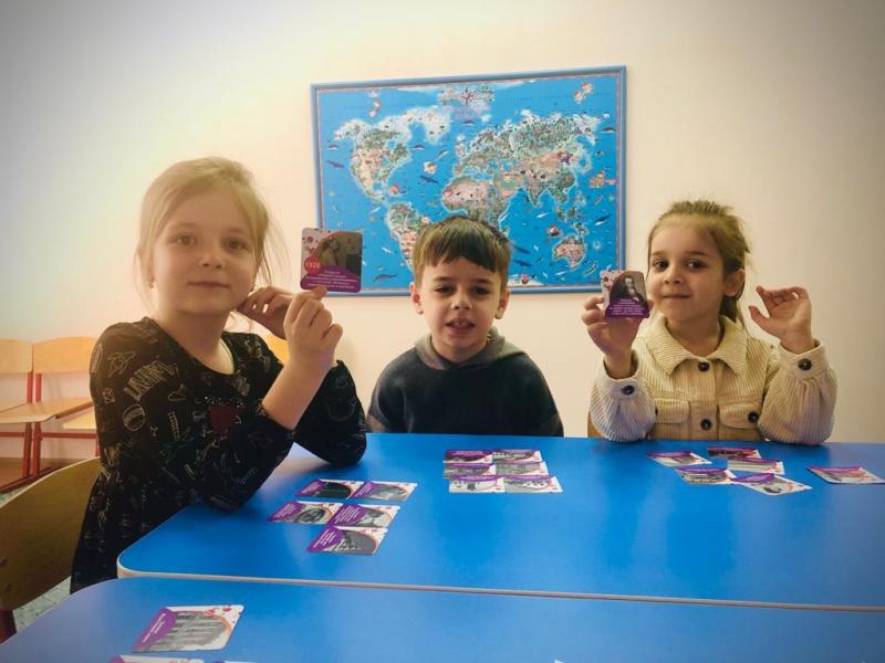 ТРЦ «Ярмарка» и «Академия малышей» проводят обучающие занятия для самых юных астраханцев