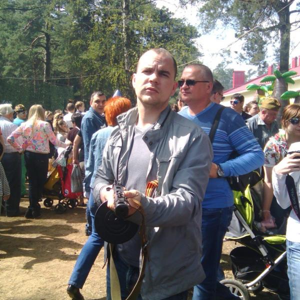 Педофил из семьи полицейского начальника Истры. Мать юрист, отец полицейский.