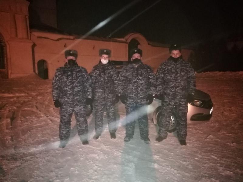 Сотрудники Ступинского отдела вневедомственной охраны приняли участие в обеспечении безопасности в месте «крещенских купаний»