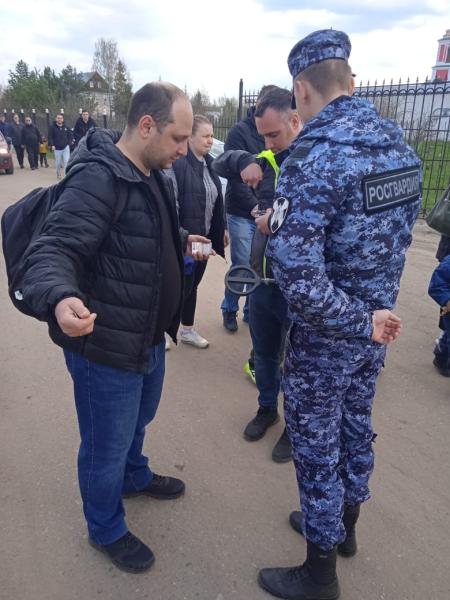 Сотрудники Росгвардии обеспечивали безопасность гостей мероприятия «Реконструкция боя Великой Отечественной Войны»