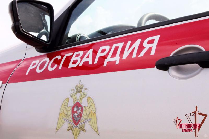 Далеко не уехал - в Нефтегорске росгвардейцы задержали подозреваемого в угоне автомобиля