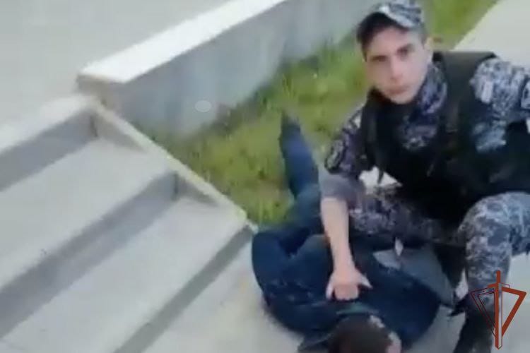 Сотрудники Росгвардии задержали нарушителей общественного порядка в одном из местных кафе