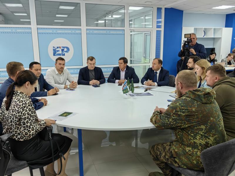 В Штабе общественной поддержки Ярославля представили эскизы памятника землякам, погибшим на СВО