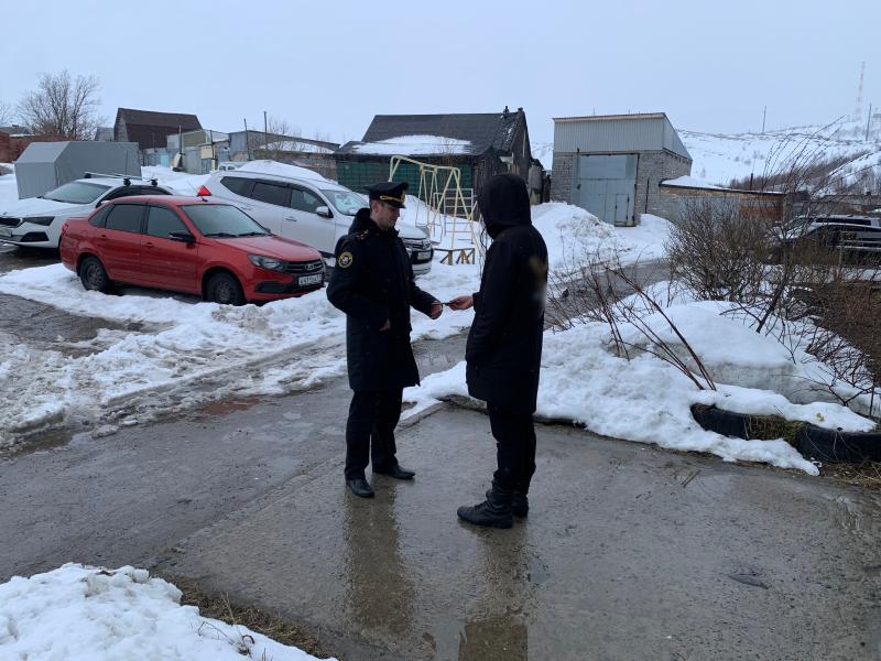 Военные следователи Гаджиевского гарнизона продолжают активную работу по выявлению уклонистов от военной службы среди натурализованных граждан