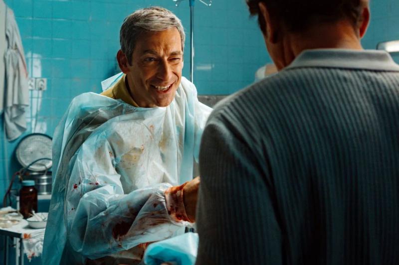 ТНТ и Okko приступили к съёмкам драмеди «Жизнь заново» с Александром Яценко и Антоном Шавриным