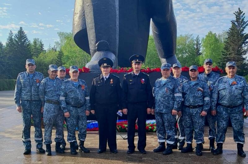В 7 городах и поселках Сибири работники филиала ведомственной охраны Минтранса России почтили память воинов, погибших в годы Великой Отечественной войны