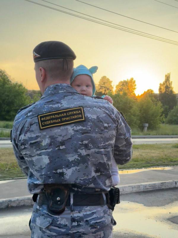 ​ В службе судебных приставов стартовала Всероссийская акция «Судебные приставы — детям»