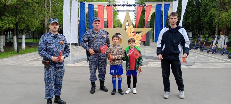 Ступинские Росгвардейцы приняли участие в акции “Гергиевская ленточка”