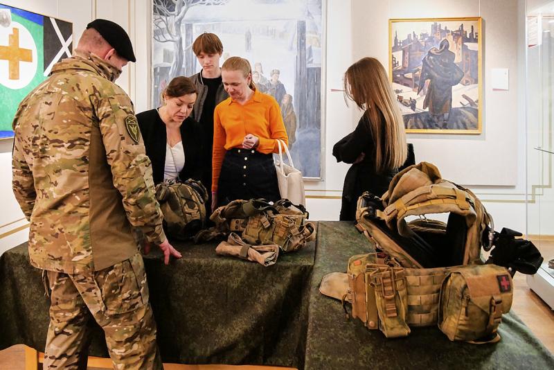 Представители Росгвардии приняли участие во Всероссийской акции «Ночь музеев» в Кемерове