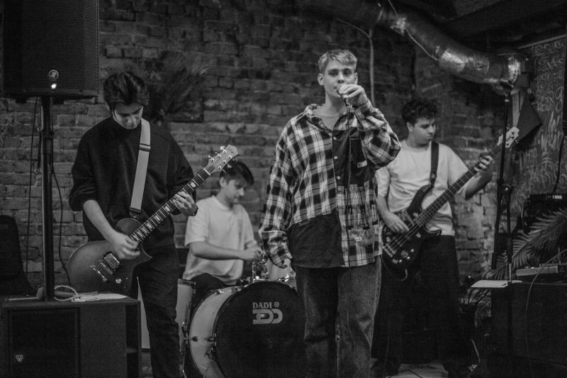 Кого слушать в 2025-м? Советуем 15 перспективных российских музыкальных исполнителей