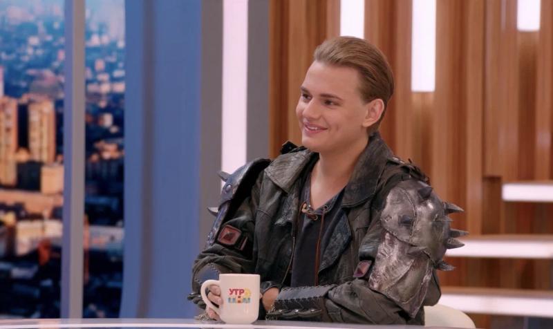 В шоу «УТРО.ТНТ» экстрасенс Никита Турчин поделился, как сложилось общение с известным алтайским менталистом в новом реалити «Мастер игры»