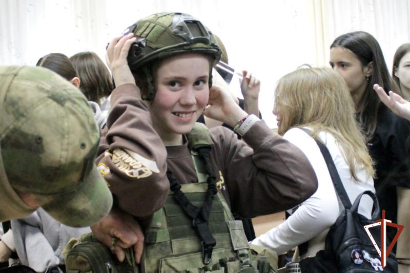 «Каникулы с Росгвардией» стартовали в Курганской области