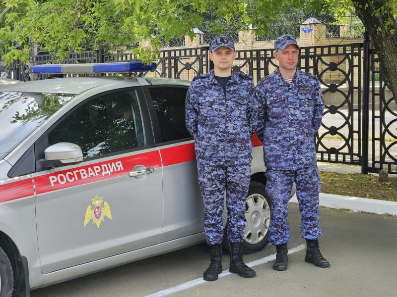 В Ставрополе сотрудники Росгвардии пресекли кражу в торговом центре