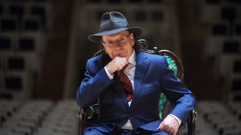 Эдвард Радзинский с новой программой выступит в Петербурге