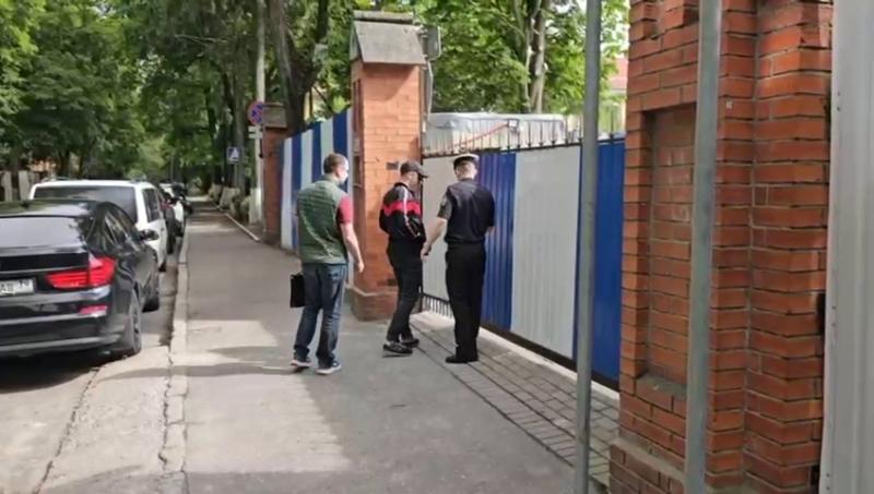 Военные следователи в Калининграде продолжают выявлять граждан, у которых отсутствует отметка о постановки на воинский учет.