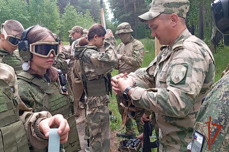 Росгвардия принимает участие в проведении военно-патриотической игры «Зарница 2.0» в Приангарье