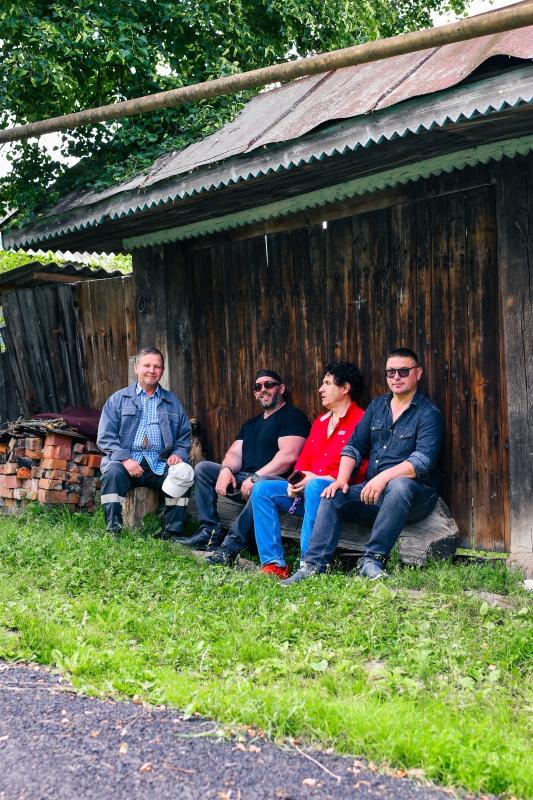 пишет юра юре