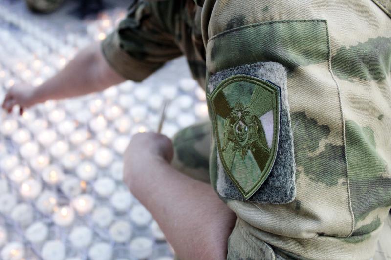 В Херсонской области росгвардейцы приняли участие во всероссийской акции «Свеча памяти»
