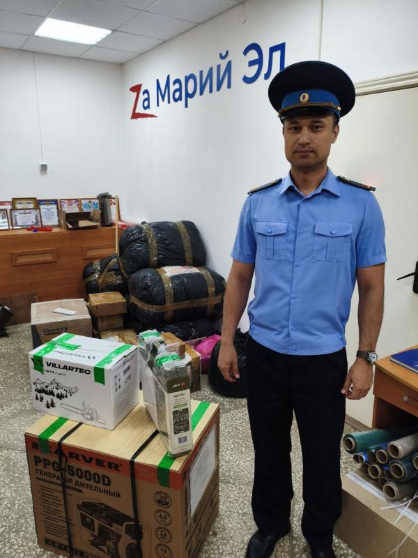 Судебные приставы Республики Марий Эл передали на передовую гуманитарную помощь