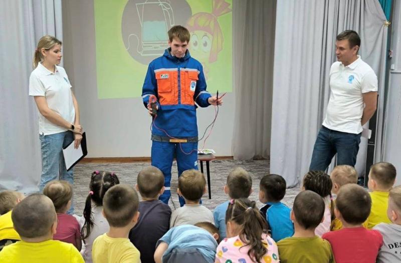 Энергетики Татарстана проводят образовательные проекты для детей во время летних каникул