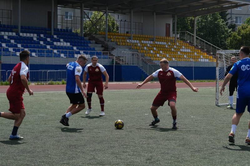 Тамбовские росгвардейцы приняли участие в региональном турнире по мини-футболу среди силовых ведомств