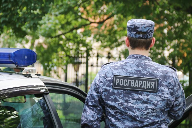 В Рузаевке сотрудники Росгвардии задержали двух нарушителей административного надзора