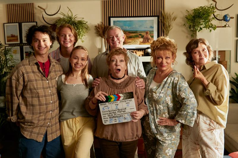 Стартовали съёмки комедийного сериала «Глазами младенца»