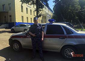 Сотрудники Росгвардии помогли доставить в медучреждение ребенка, потерявшего сознание