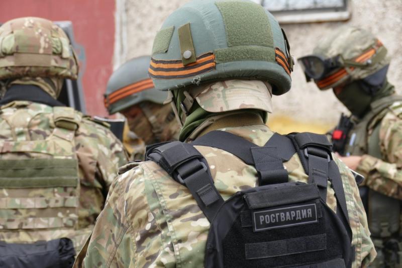 В Туве при силовой поддержке Росгвардии проведены обыски по уголовному делу о хищении бюджетных средств в крупном размере