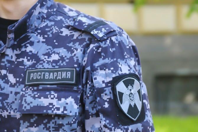 Росгвардейцы задержали кемеровчанина за попытку хищения шотландского виски