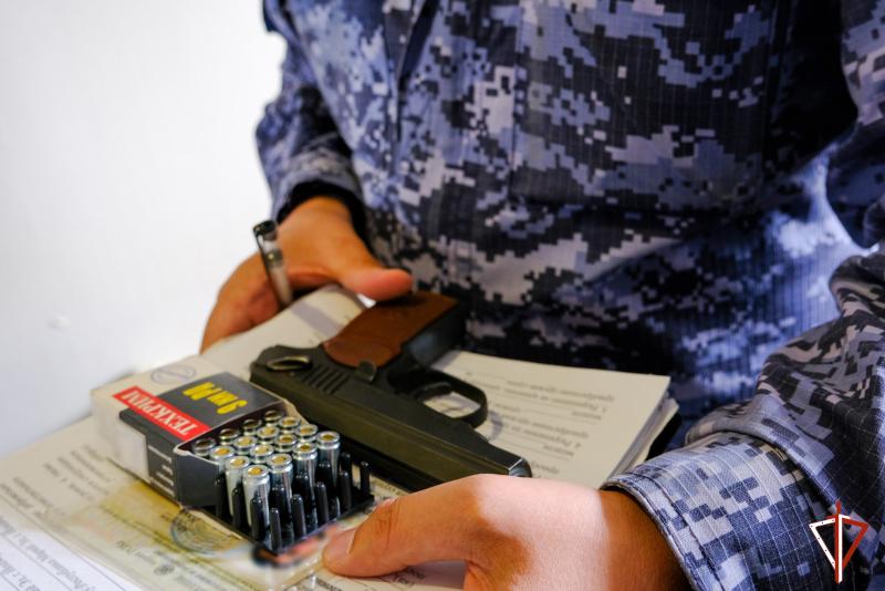 Управление Росгвардии по Республике Марий Эл призывает владельцев оружия проверить сроки действия разрешений