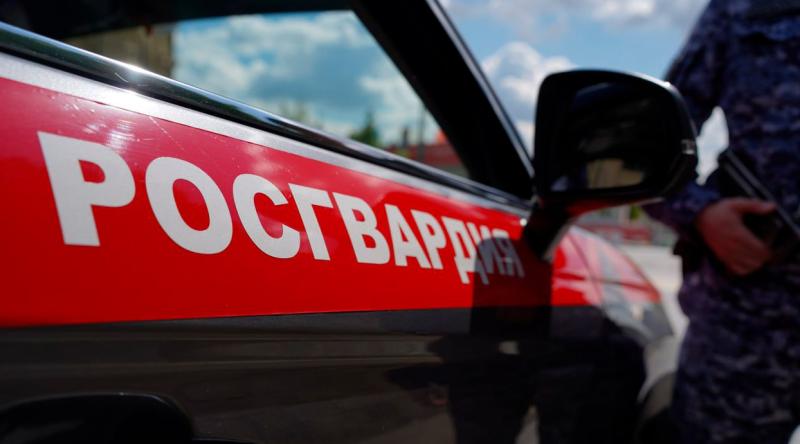 В Москве росгвардейцы задержали женщину с крупной партией наркотиков