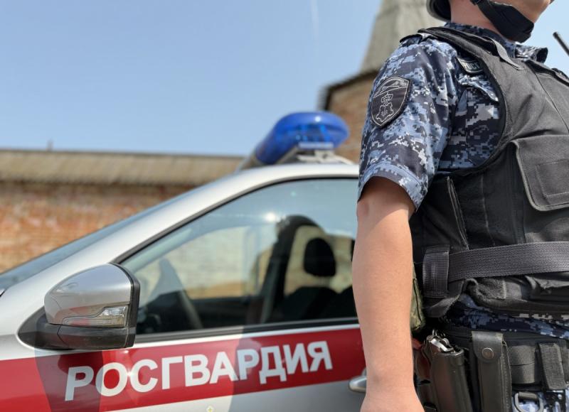Ярославские росгвардейцы за прошедшую неделю совершили более 300 выездов по сигналам «тревога»