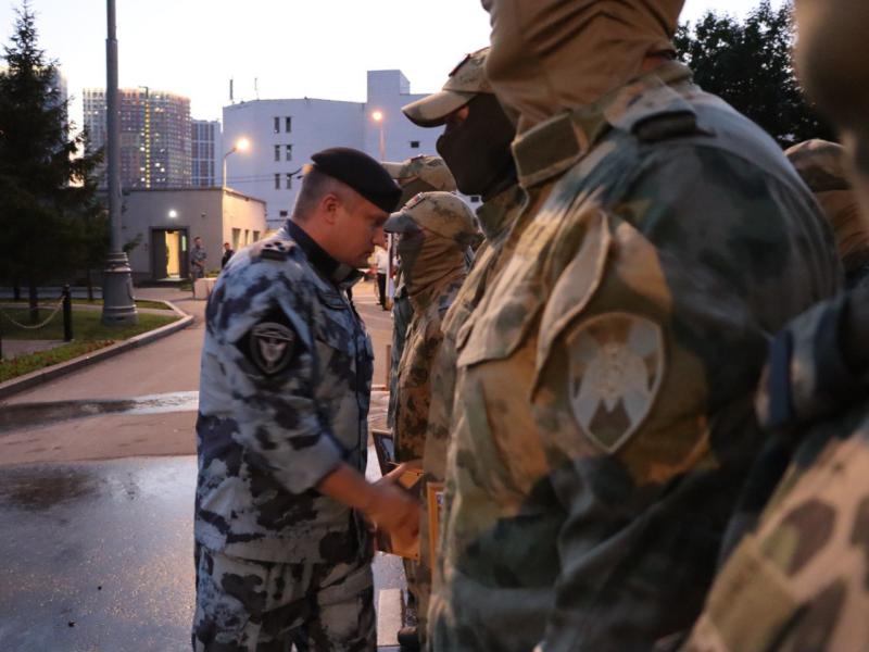 В столичном главке Росгвардии встретили вернувшихся из командировки бойцов ОМОН