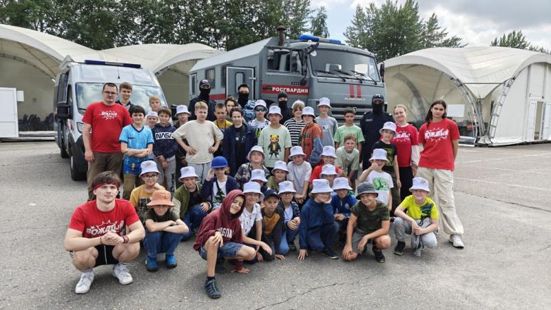 Сотрудники ОМОН 