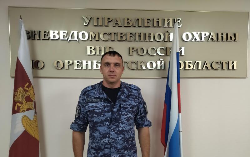 Сотрудники вневедомственной охраны Росгвардии рассказали призывникам о возможности поступления в ВУЗы Росгвардии по окончанию военной службы по призыву