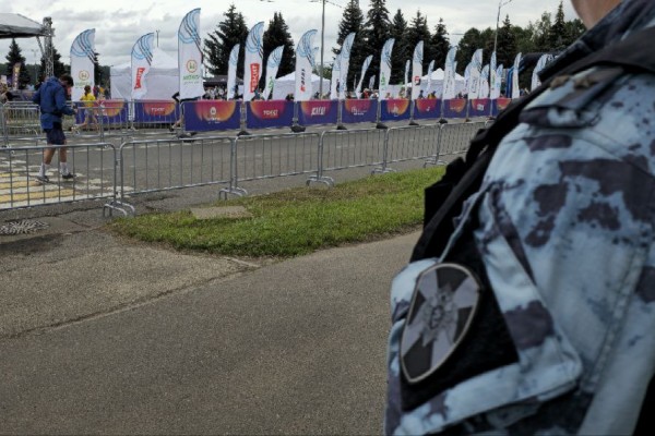 Росгвардейцы обеспечили общественный порядок во время проведения массового забега в Ярославской области