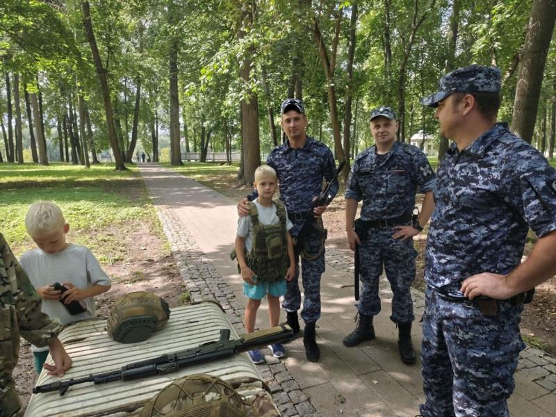 Воскресенские Росгвардейцы обеспечили общественный порядок и общественную безопасность 
в ходе мероприятий, посвященных празднованию общеобластного мероприятия -фестиваль спорта «Победа»