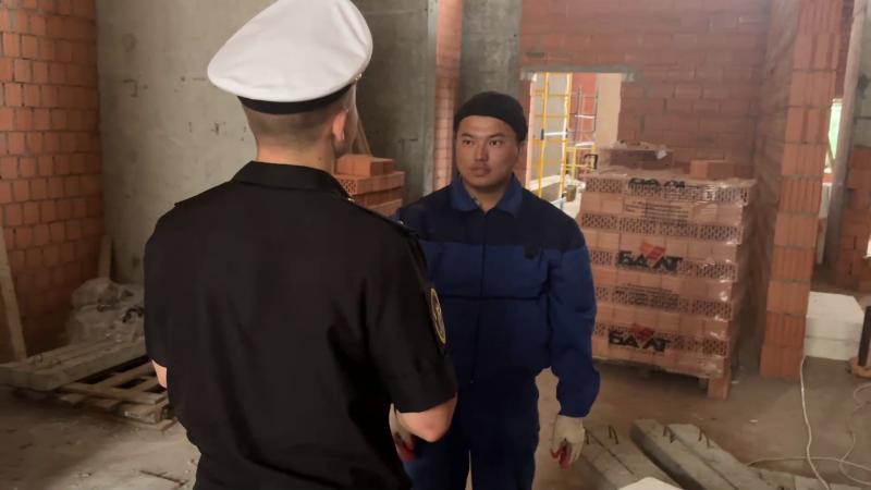 Военные следователи в Калининграде продолжают выявлять граждан, у которых отсутствует отметка о постановке на воинский учет.