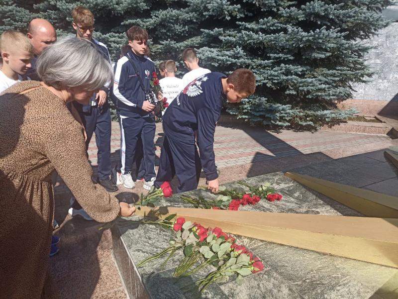 Сотрудники ОМОН «Атом» провели экскурсию для детей из Луганской Народной Республики
