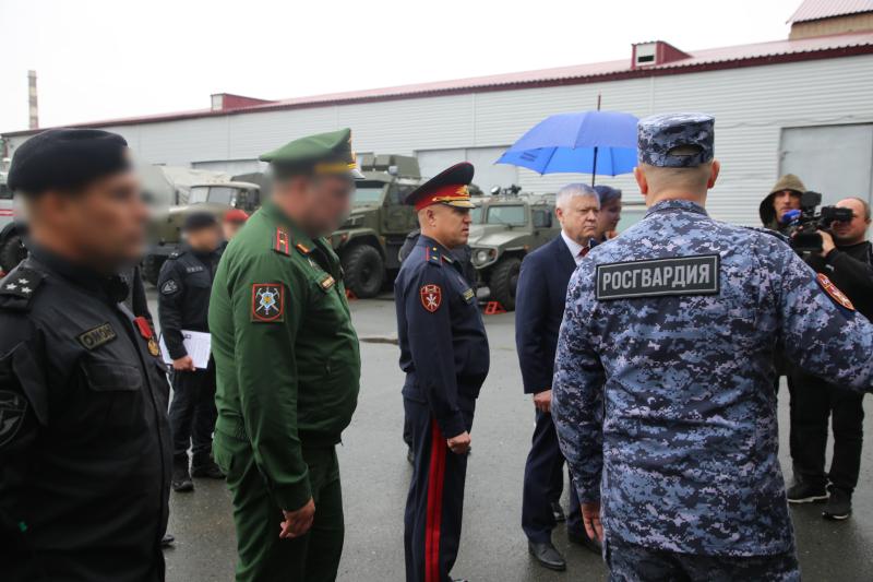 Председатель комитета Госдумы по безопасности и противодействию коррупции встретился с личным составом ОМОН «Аркуда» Росгвардии