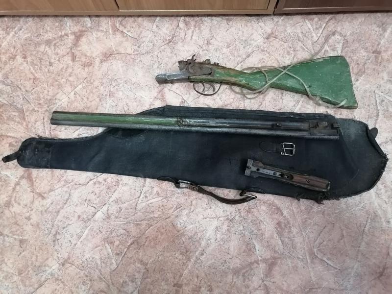 Житель города Краснослободск в рамках акции «Оружие-2025» добровольно сдал росгвардейцам найденное охотничье ружье