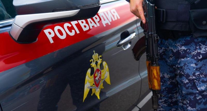 РОСГВАРДЕЙЦЫ ЗАДЕРЖАЛИ ПОДОЗРЕВАЕМОГО В КРАЖЕ ДЕНЕЖНЫХ СРЕДСТВ В ПОДМОСКОВЬЕ