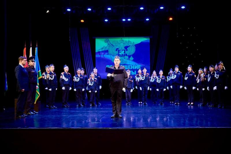 В День Конституции один из классов муниципального округа Чехов официально присоединился к кадетскому движению