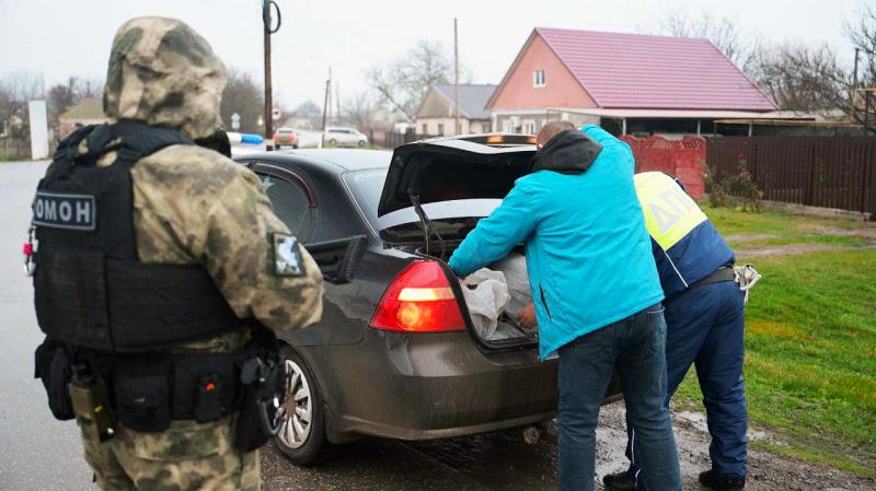 Росгвардейцы приняли участие в профилактическом мероприятии в Херсонской области