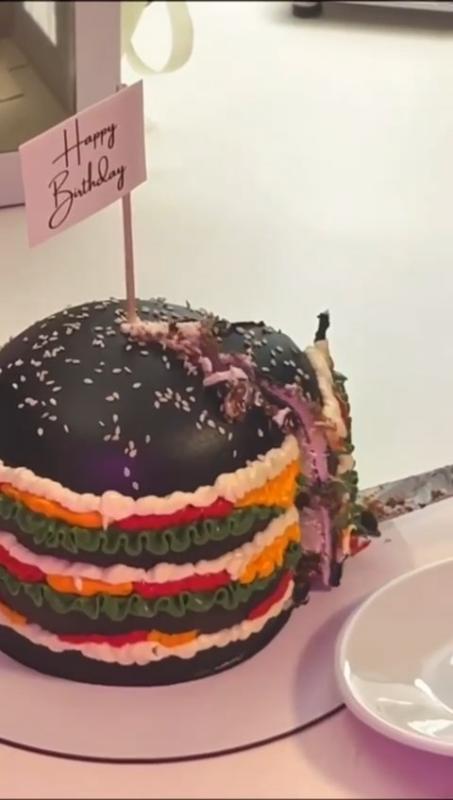 Имениннику в Санкт-Петербурге подарили... VIP-заказ