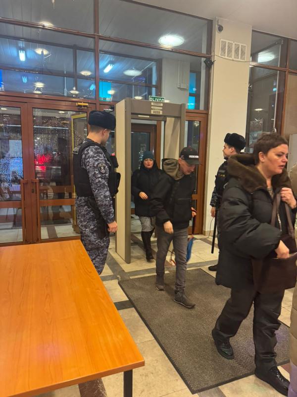 Росгвардейцы обеспечили охрану общественного порядка при проведении концерта 